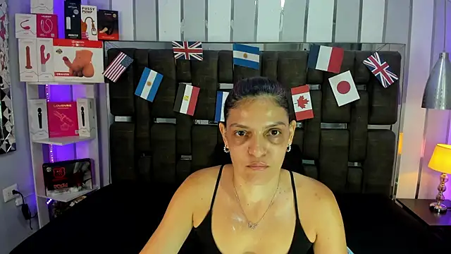 Snapshot of KatteMoss chatting on 13, 6, 2026 KatteMoss online show from 13, 6, 2026