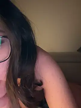 Its Jade online show from 9, 2, 2025