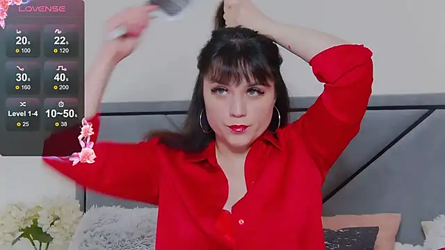 BellaHillss online show from 17, 3, 2025