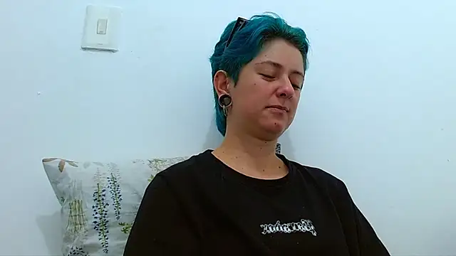 tomboyblue online show from 14, 3, 2026