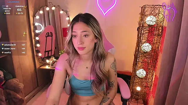 Snapshot of violet_ch chatting on 31, 1, 2025 violet ch online show from 31, 1, 2025