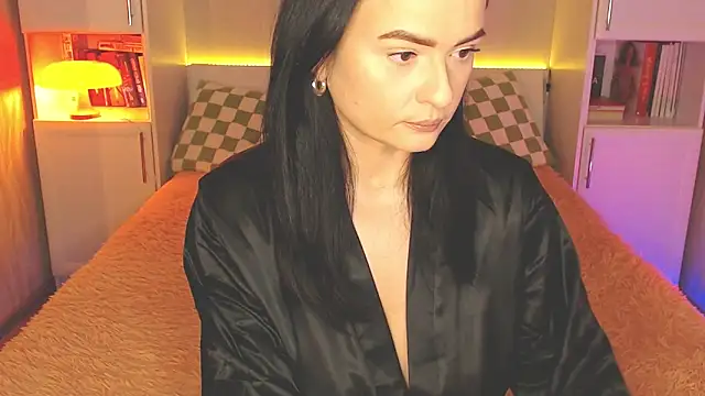 Snapshot of Leaaaaaaaaa chatting on 4, 11, 2025 Leaaaaaaaaa online show from 4, 11, 2025