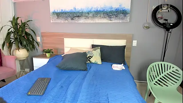 rebeca cortez  online show from 21, 4, 2026