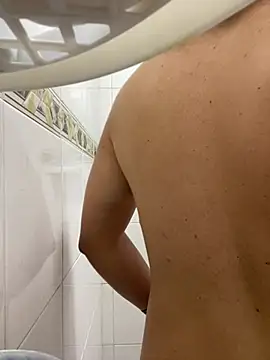 DanielGomez9 online show from 21, 4, 2026