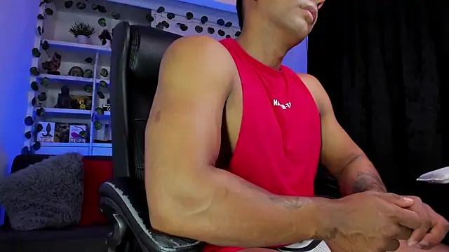 Couple muscle1 online show from 2, 1, 2025