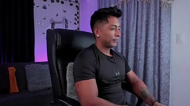 Couple muscle1 online show from 16, 3, 2025