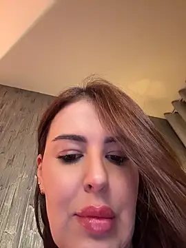 Eva Gonzalez online show from 30, 6, 2026