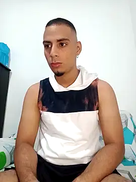 Snapshot of bonehur chatting on 12, 3, 2025 bonehur online show from 12, 3, 2025