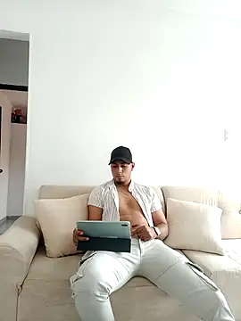 Snapshot of bonehur chatting on 21, 10, 2025 bonehur online show from 21, 10, 2025