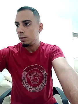 Snapshot of bonehur chatting on 8, 11, 2025 bonehur online show from 8, 11, 2025