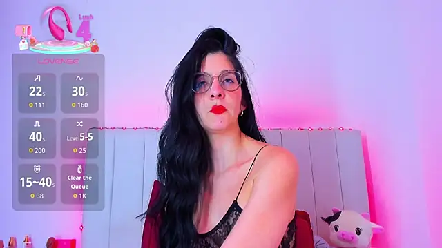 caro lyne  online show from 8, 6, 2026