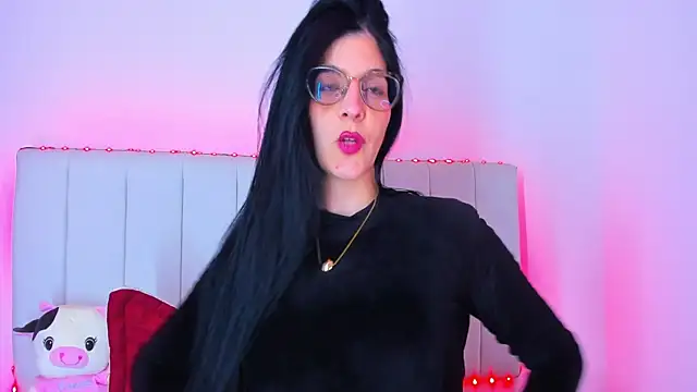 caro lyne  online show from 22, 7, 2026