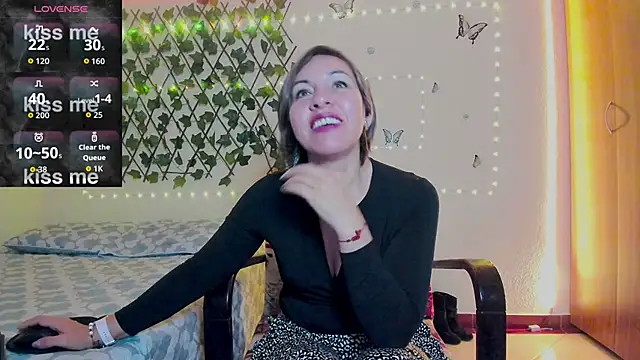 Lady breaks hearts online show from 9, 9, 2025