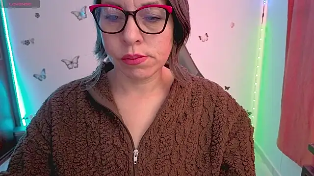 Lady breaks hearts online show from 28, 7, 2026