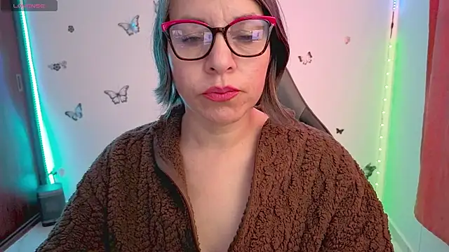 Lady breaks hearts online show from 28, 7, 2026
