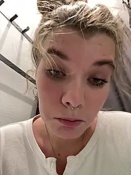 Holy Tereza online show from 5, 3, 2025