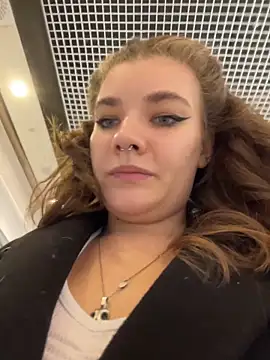 Snapshot of Holy_Tereza chatting on 24, 4, 2026 Holy Tereza online show from 24, 4, 2026