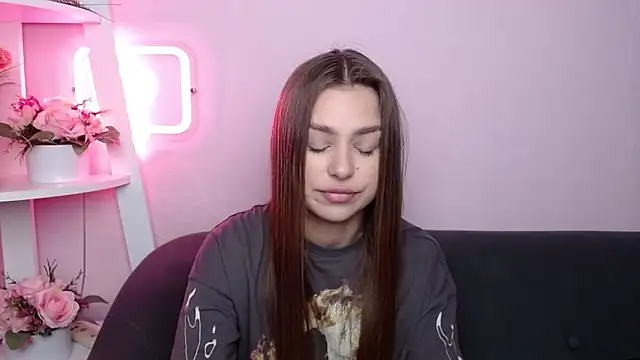 MilanaAngelAs online show from 21, 4, 2026