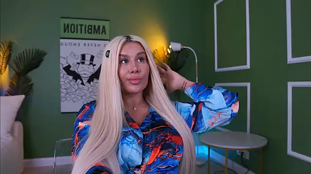 EvaZane online show from 25, 4, 2026