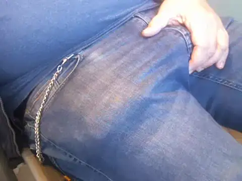 Snapshot of sexxx-mike chatting on 18, 1, 2025 sexxx-mike online show from 18, 1, 2025