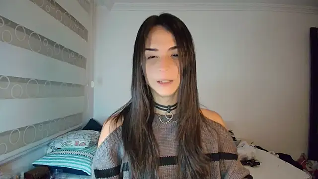 Snapshot of Dollbehavior_ chatting on 12, 10, 2025 Dollbehavior online show from 12, 10, 2025