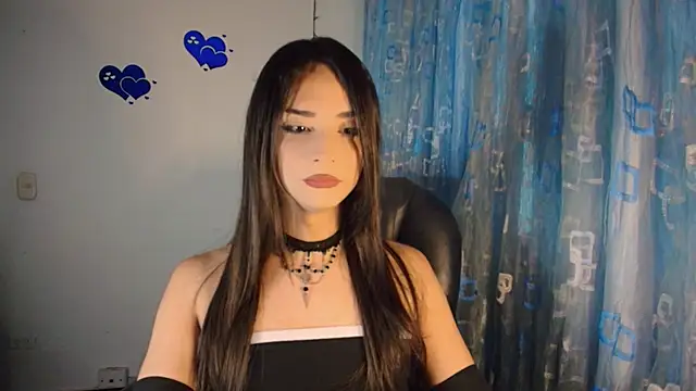 Snapshot of Dollbehavior_ chatting on 8, 11, 2025 Dollbehavior online show from 8, 11, 2025