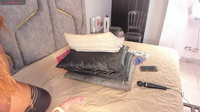 Katejordan online show from 29, 1, 2025