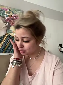 AllysonK online show from 21, 4, 2026