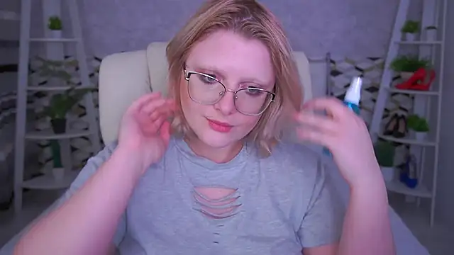 Snapshot of CoolTatis chatting on 19, 5, 2026 CoolTatis online show from 19, 5, 2026