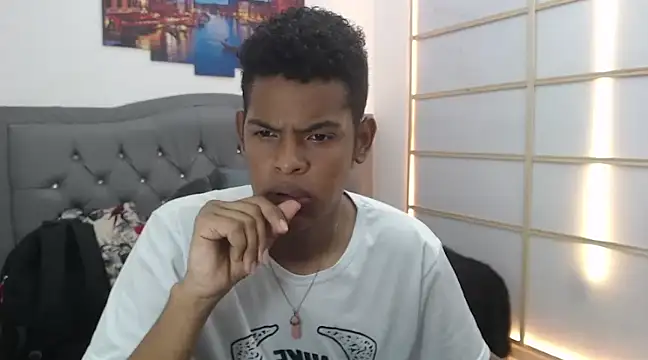 Snapshot of boylittle19cm chatting on 1, 3, 2025 boylittle19cm online show from 1, 3, 2025