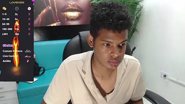 Snapshot of boylittle19cm chatting on 6, 3, 2025 boylittle19cm online show from 6, 3, 2025