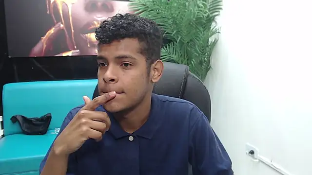 Snapshot of boylittle19cm chatting on 9, 3, 2025 boylittle19cm online show from 9, 3, 2025