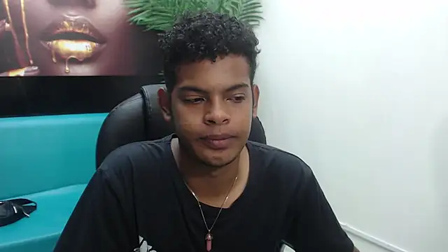 Snapshot of boylittle19cm chatting on 11, 3, 2025 boylittle19cm online show from 11, 3, 2025