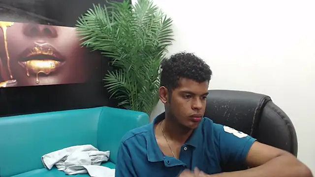 Snapshot of boylittle19cm chatting on 13, 3, 2025 boylittle19cm online show from 13, 3, 2025