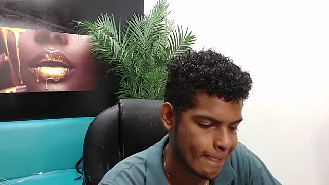 Snapshot of boylittle19cm chatting on 16, 3, 2025 boylittle19cm online show from 16, 3, 2025