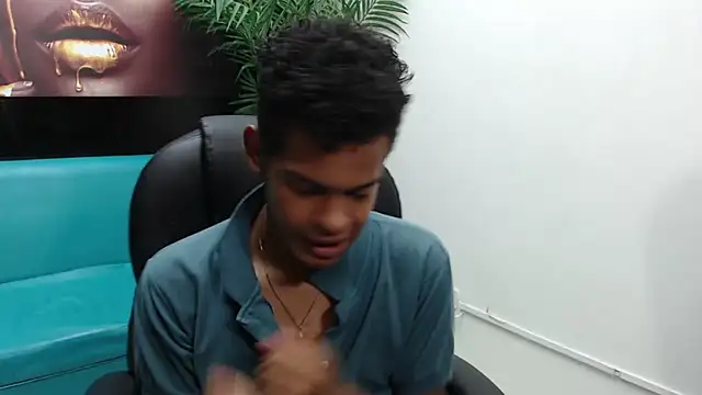 Snapshot of boylittle19cm chatting on 16, 3, 2025 boylittle19cm online show from 16, 3, 2025