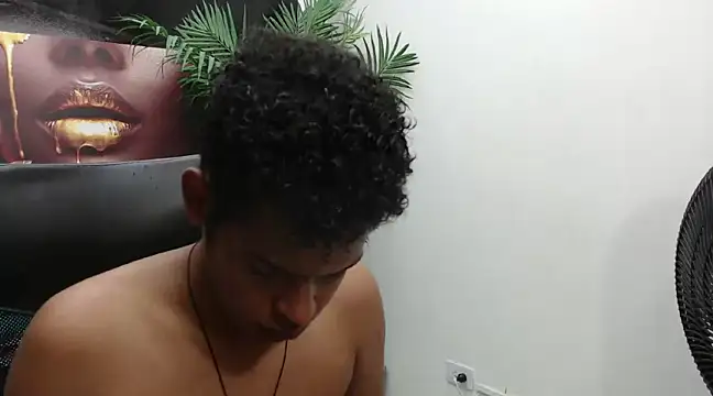 Snapshot of boylittle19cm chatting on 21, 3, 2025 boylittle19cm online show from 21, 3, 2025