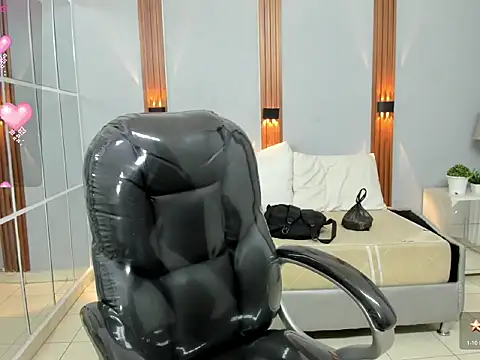 Snapshot of boylittle19cm chatting on 12, 9, 2025 boylittle19cm online show from 12, 9, 2025