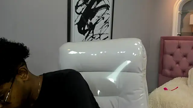 Snapshot of boylittle19cm chatting on 19, 11, 2025 boylittle19cm online show from 19, 11, 2025