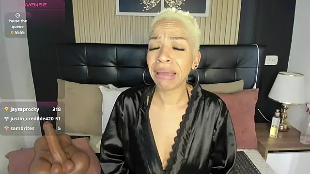 summer night  online show from 26, 2, 2025