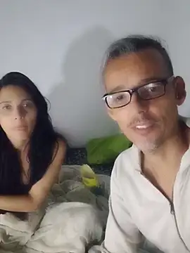 Snapshot of KarameloVzla chatting on 20, 12, 2025 KarameloVzla online show from 20, 12, 2025