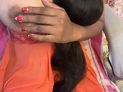 Snapshot of roshni-5 chatting on 28, 7, 2026 roshni-5 online show from 28, 7, 2026