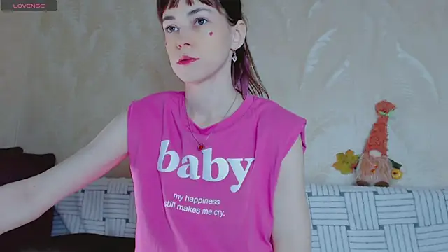 Amina Barbarian online show from 7, 12, 2024