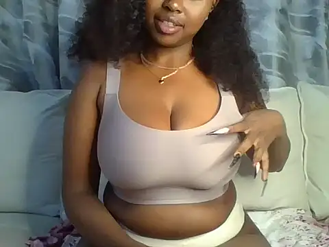 Snapshot of Chocolate_queen2 chatting on 17, 1, 2025 Chocolate queen2 online show from 17, 1, 2025