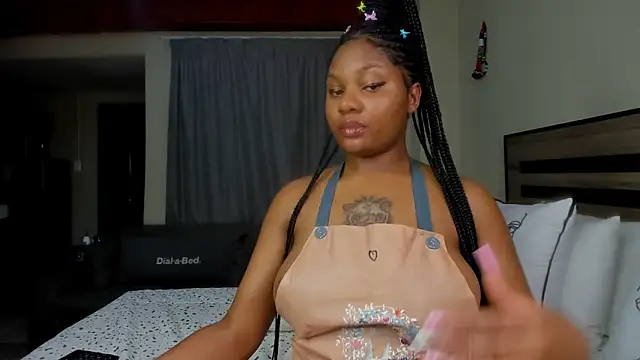 Snapshot of Renee-18 chatting on 19, 1, 2025 Renee-18 online show from 19, 1, 2025