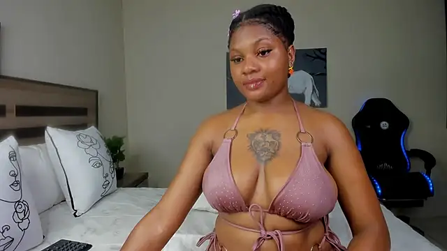 Snapshot of Renee-18 chatting on 29, 1, 2025 Renee-18 online show from 29, 1, 2025