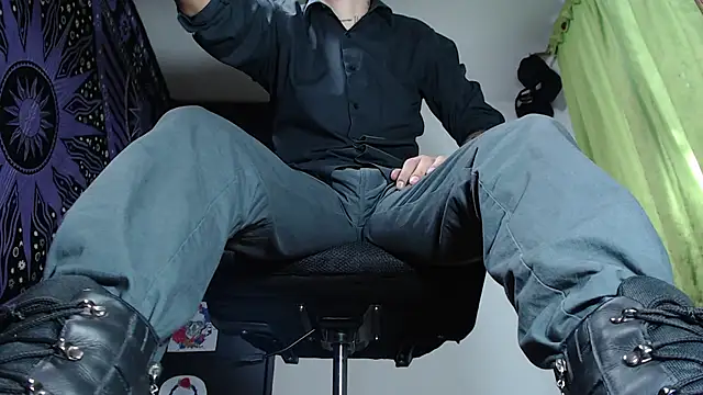 Dicaprioo  online show from 5, 12, 2024