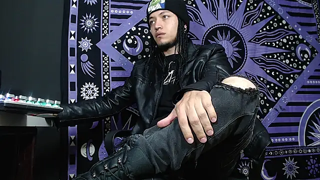 Dicaprioo  online show from 10, 1, 2025