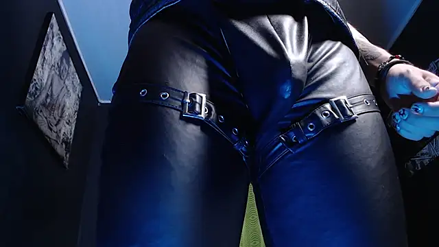 Dicaprioo  online show from 23, 4, 2026