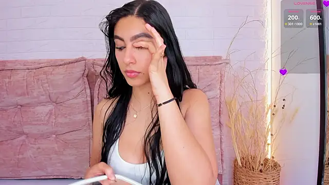 Emily roux online show from 12, 3, 2026